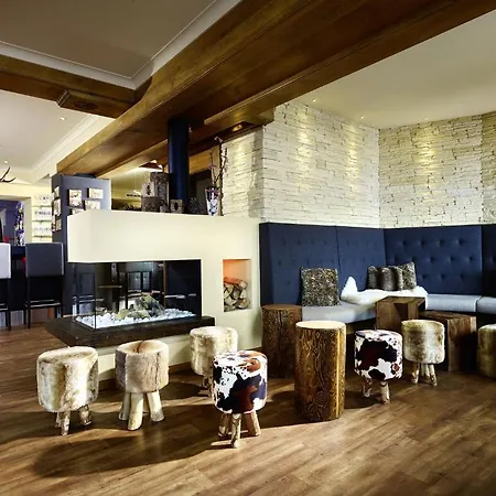 Hotel Alpenfriede 4*