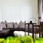 Hotel Alpenfriede