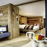 Hotel Alpenfriede