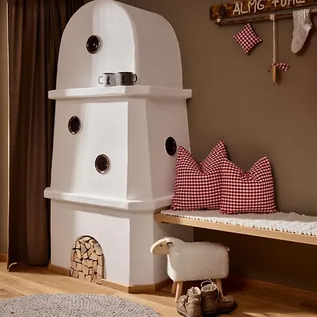 호텔 Alpenfriede 4*