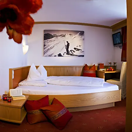 Alpenfriede 4* 솔덴