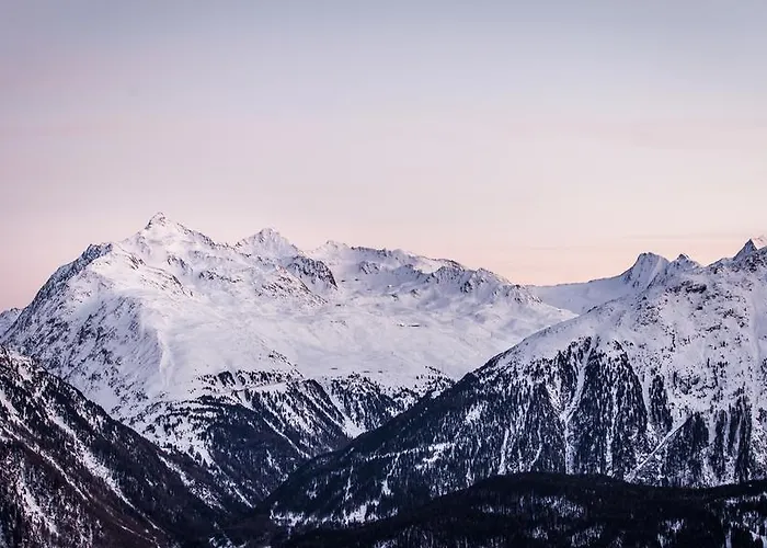 ホテル Alpenfriede ゼルデン